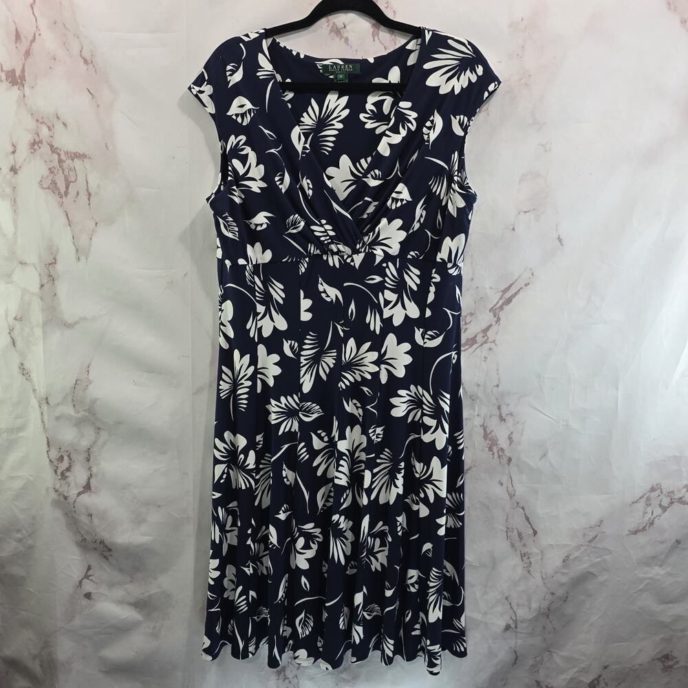 Lauren Ralph Lauren Dress Womens 16 XL Blue White Floral Hawaiian V Stretch Navy